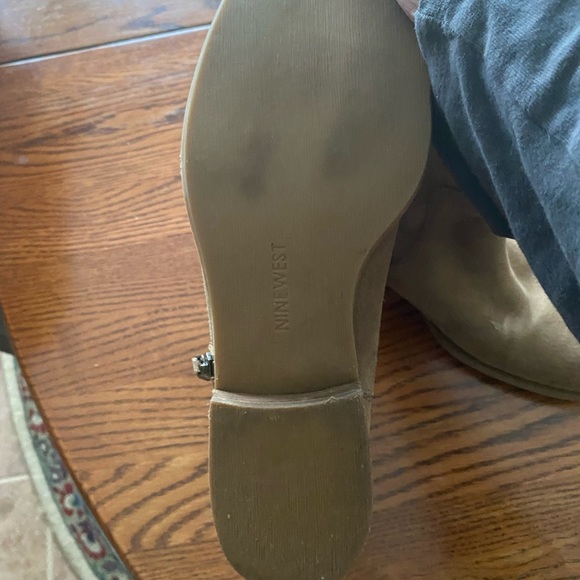 Suede Camel Colored 9 west boots - Picture 3 of 5